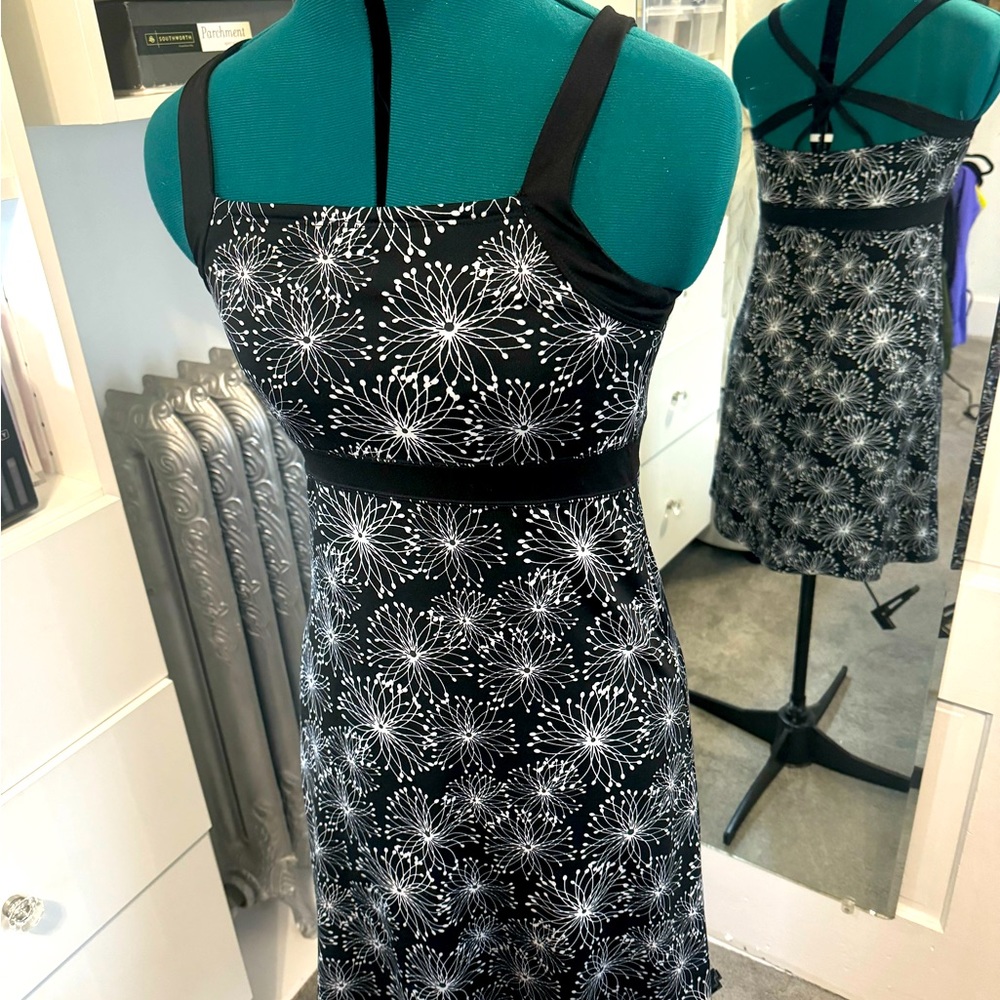 Size S Soybu summer dress.  Black and white.